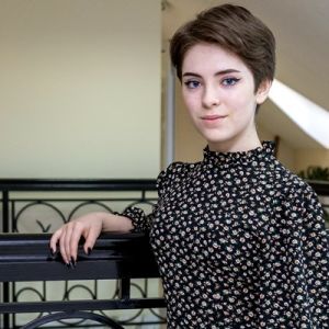 В этом учебном году Омский юридический колледж впервые вошел в список           участников муниципального этапа всероссийской олимпиады школьников. Честь   колледжа по общеобразовательному предмету Французский язык защищала   Трушникова Полина (10 класс Университетского лицея) и заняла почетное 1 место,   опередив опытных соперников из общеобразовательных организаций г. Омска.   Полина получила статус победителя, набрав 67 баллов.