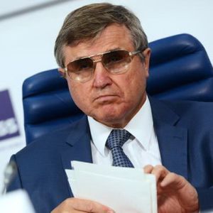 Поздравление с Днём Знаний 1 сентября от депутата Государственной Думы от Омского региона О.Н. Смолина