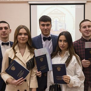 4 марта в Омском юридическом колледже состоялась торжественная церемония вручения дипломов
