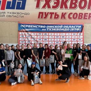 В преддверии праздника 8 марта в СКК им Блинова состоялись спортивные соревнования среди девушек Сибирского юридического университета и Омского юридического колледжа.