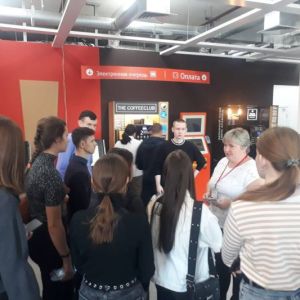 Студенты выпускных курсов,посетили Многофункциональный центр предоставления государственных и муниципальных услуг. 